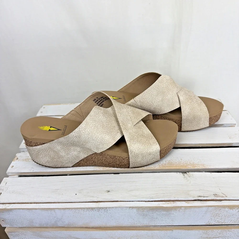 New No Box Volatile Firefly Ivory Metallic Cross Strap Sandals #1070 Womens 10